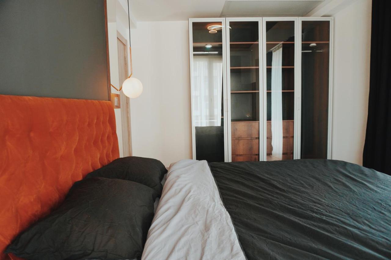 Merdz Spa & Fitness Sky Apartment Skopje Buitenkant foto