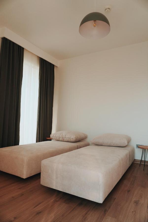 Merdz Spa & Fitness Sky Apartment Skopje Buitenkant foto