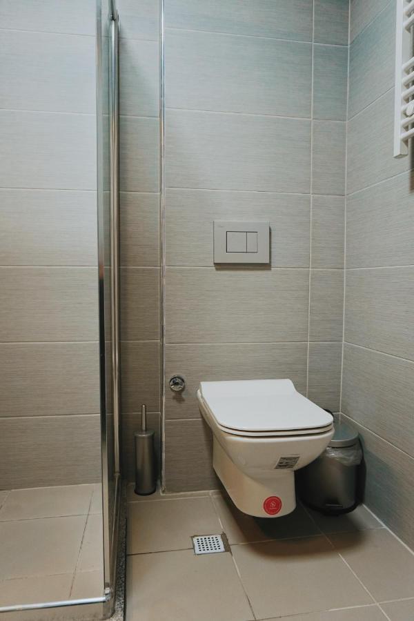 Merdz Spa & Fitness Sky Apartment Skopje Buitenkant foto